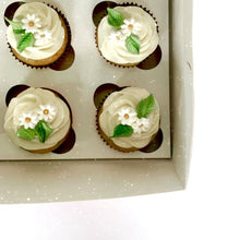 Load image into Gallery viewer, Cupcakes
